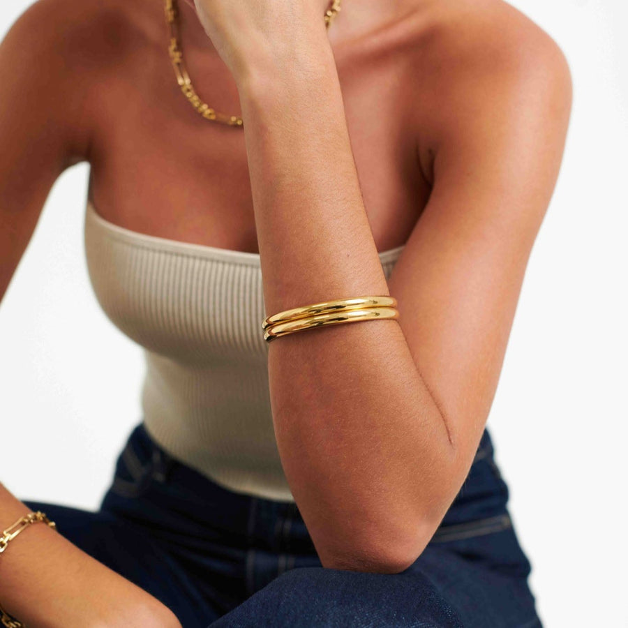 Classic Chunky Gold Bangle