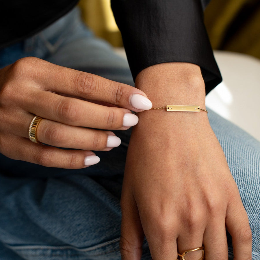 Engravable Bracelet With Stones